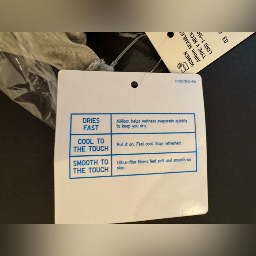 Uniqlo Airism Short Sleeve V-Neck Tunic Top, Gray, size XXL - Picture 5 of 12